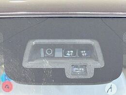 【スズキ　セーフティサポート】走行中に前方の車両等を認識し、衝突しそうな時は警報とブレーキで衝突回避と被害軽減をアシスト。より安全にドライブをお楽しみいただけます。