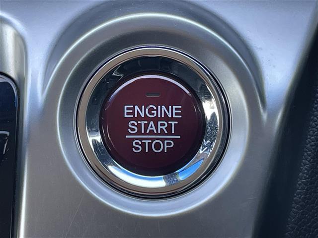 快適なドライブを楽しむための機能が装備されています！運転席から触れるので、使いやすいです！除菌プランいれていただくと、さらに清潔で安心していただけます！