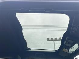 【天井】『天井』の画像になります。写真の内容に関してご不明点、ご質問等がございましたらお気軽にガリバー店舗までお問い合わせください。