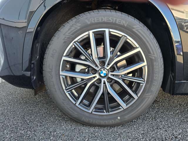 左前フロント 225/55R18