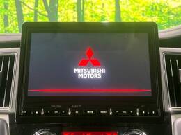 【純正10型ナビ】人気の純正ナビを装備。オーディオ機能も充実しており、Bluetooth接続すればお持ちのスマホやMP3プレイヤーの音楽を再生可能！毎日の運転がさらに楽しくなります！！