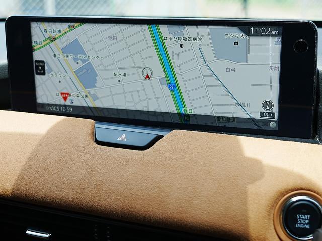 マツダコネクトの12.3インチワイドセンターディスプレイです。『Android　Auto』『Apple　CarPlay』や独自のコネクテッドサービスに対応したインターフェイスシステムです。