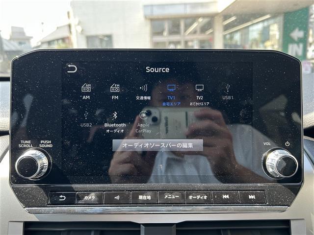 こちらオーディオ周りの写真になります。動作確認済みです。詳しい機能に関しましては装備欄を確認ください。車によっては多機能なナビなど、充実したオーディオがついている車両もあります。