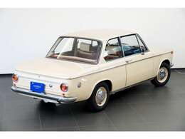 前期モデル丸テールに純正ボディカラー【サハラ】がお洒落な1台