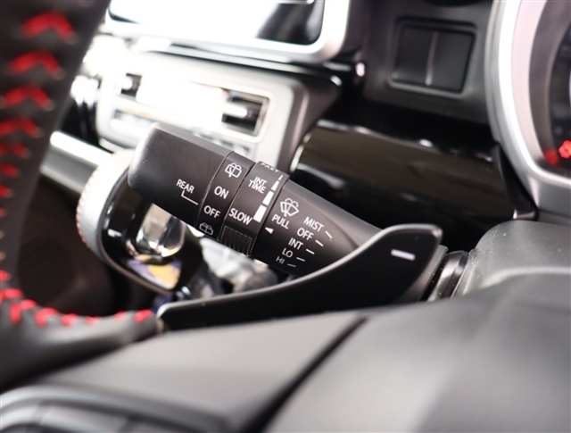リバーサイドのお車は全社試乗可能で御座います。お客様がご納得頂ける『1台』が見つかるまでお手伝いをさせて頂きます。