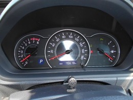ハイグレードのオプティトロンメーターを装備しています。