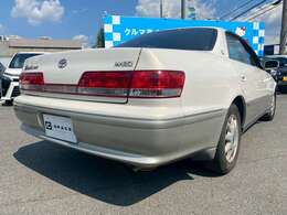 ☆弊社の工場は近畿運輸局認証の自社整備工場です。安心してお乗り頂けるよう法定点検・整備を行います☆