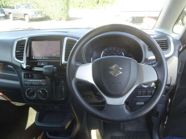 インパネオートマの運転席です。