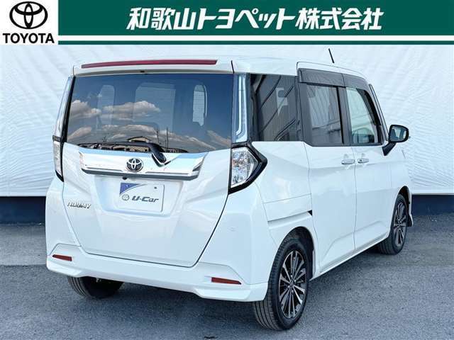 リフレッシュクリーニング「爽・快・車」施工！和歌ル山トヨペットの専門のスタッフが、独自の技術で一台一台丁寧に、内外装の清掃や除菌抗菌。下廻りやエンジンルームなど普段見えないところもキレイに仕上げます！