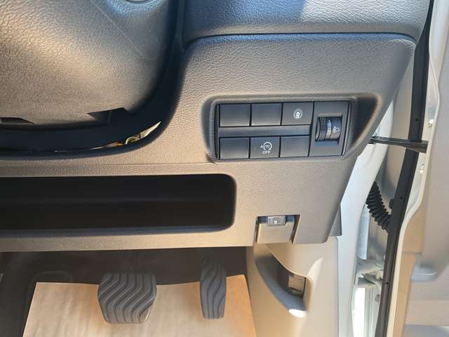 各操作スイッチです。