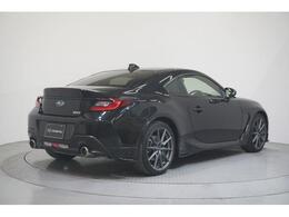 認定U-Carならではの高品質・充実保証！SUBARU認定U-Carは、細部まで徹底的にメンテナンス！厚い保証もご用意！確かな安心と愉しさ。その違いは、乗るほどに実感していただけます！