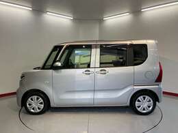 弊社営業時間は朝9：30から夕方18：00です♪