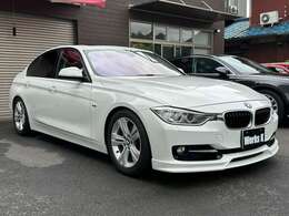 【外装 斜め右】