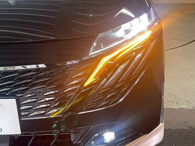 LEDヘッドライト装備！夜間もばっちり照らします。