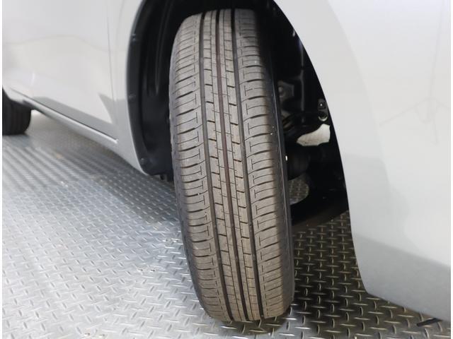タイヤの溝もしっかり残っていますので、安心して走行可能です。