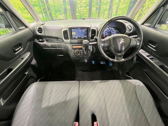 グループ総在庫数約30，000台！！全国の系列店からメーカー・車種問わずご紹介出来るので、あなたにピッタリのお車が見つかるはずです♪まずはお問い合わせ下さい☆