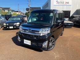 4WDターボ　ハーフレザーシート　フロントグリルイルミネーション　両側パワースライドドア