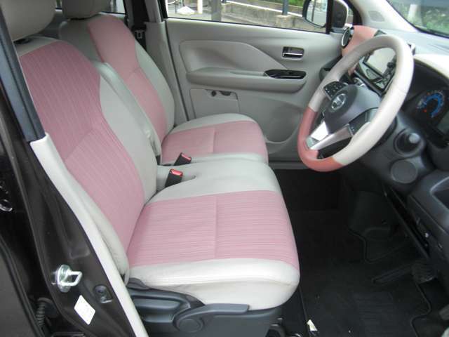 運転席側からの画像です。