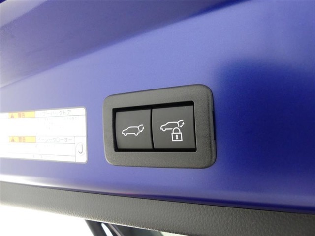 【ご相談下さい】中古車ってなんとなく不安・・・　中古車選びで失敗したくない・・・そう思っているそこのあなた！　あなたのその不安、当店が一気に解決致します。