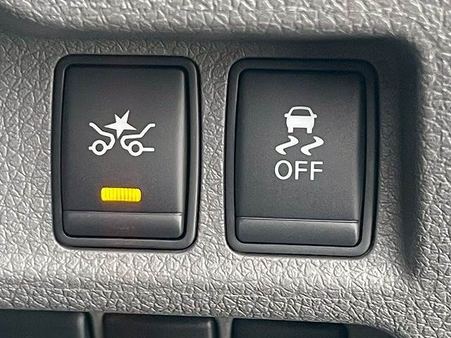 【エマージェンシーブレーキ】お車の安全を守る衝突軽減ブレーキです！ドライバーのミスや疲れをカバーして、事故を未然に防ぐ安全装備です☆