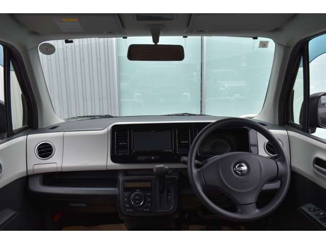 とっても視界が広くて、女性も運転しやすいですよ！！！