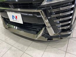 【モデリスタエアロ】人気のモデリスタエアロを装着！クルマの外観がよりスタイリッシュになり、街中で存在感あふれる1台に♪将来買い替える時にもリセールに影響しやすく、価値ある人気の装備です！