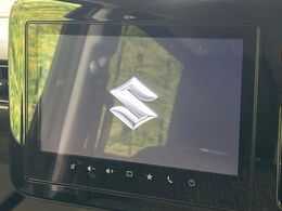 【純正9型ナビ】人気の純正ナビを装備。オーディオ機能も充実しており、Bluetooth接続すればお持ちのスマホやMP3プレイヤーの音楽を再生可能！毎日の運転がさらに楽しくなります！！