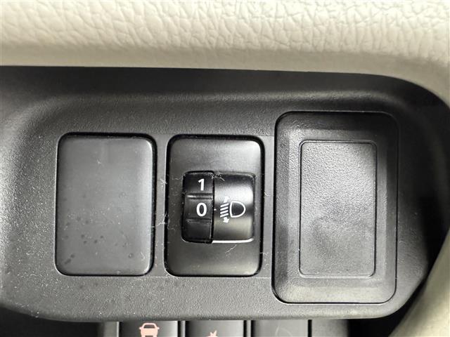 【運転席操作部】快適なドライブを楽しむための機能が装備されています！運転席から触れるので、使いやすいです！除菌プランいれていただくと、さらに清潔で安心していただけます！