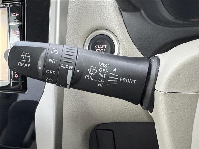 【運転席操作部】快適なドライブを楽しむための機能が装備されています！運転席から触れるので、使いやすいです！除菌プランいれていただくと、さらに清潔で安心していただけます！