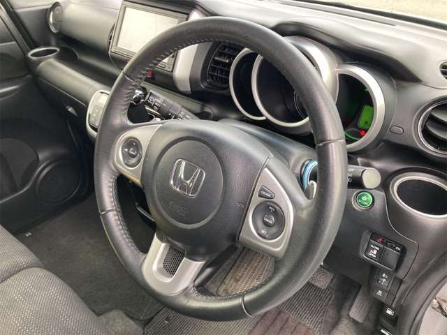 最長保証期間3年間・走行距離無制限保証をご用意しております！エンジンオイル・オイルエレメント交換永年無料のプランもご用意しております！（ご加入条件につきましてはお問合せ下さい）