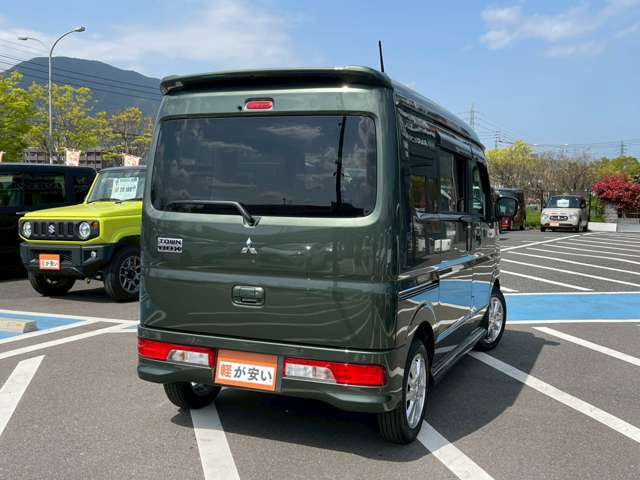 展示車輛は、150台オーバー！最低金利・新車1.9％！中古車2.9％の超低金利！