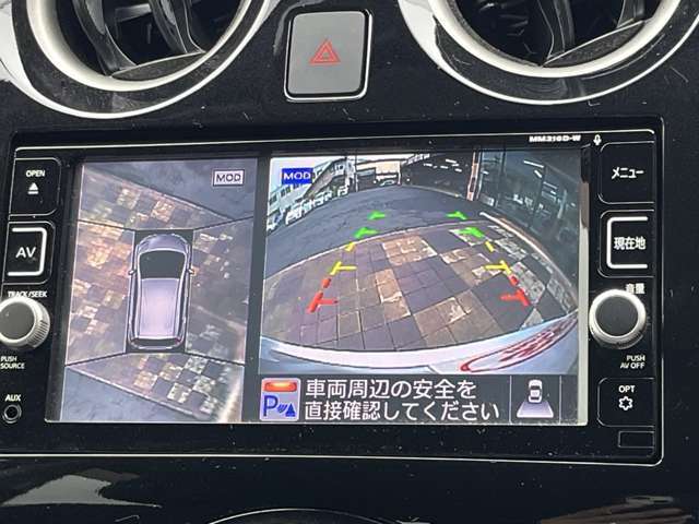 納車前には併設しております整備工場にて法定点検整備を行なってお渡ししております。