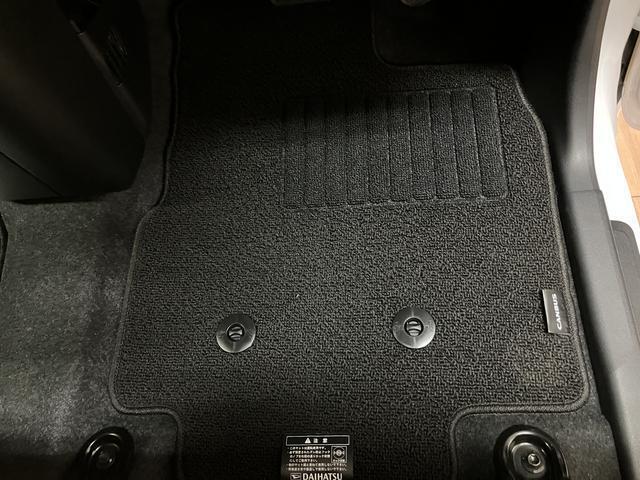【カーペットマット】嬉しい純正カーペットマットつき！純正なのでフィット感が違いますよ☆清掃済みです♪