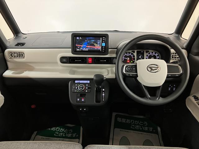 インパネ全体！！視界も良好で運転し易い♪小回りが利くから、運転が苦手でも狭い路地や駐車場でも運転しやすいですよ◎