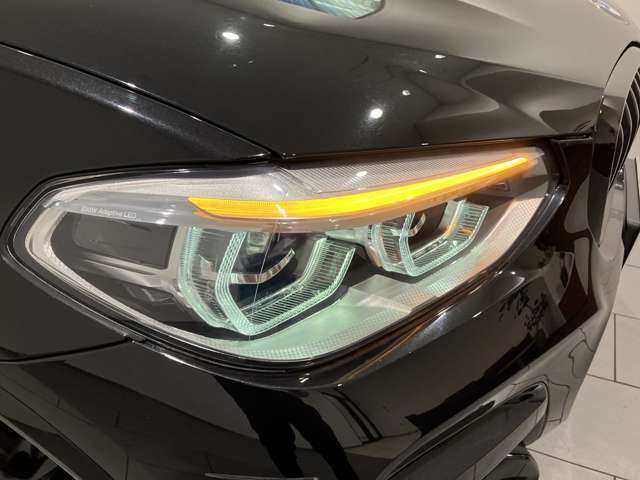 地域最大級の展示台数！お気に入りのお車があれば、ぜひステアリングを手にしてください。稀少モデルも鋭意取り揃え、幅広いニーズにお応え致します。スタッフ一同皆様のご来店を、心よりお待ち申し上げます。