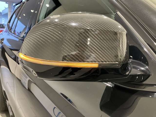 地域最大級の展示台数！お気に入りのお車があれば、ぜひステアリングを手にしてください。稀少モデルも鋭意取り揃え、幅広いニーズにお応え致します。スタッフ一同皆様のご来店を、心よりお待ち申し上げます。