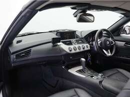 「キズやエンジンの状態は?」「イヤな臭いはしない?」「修理歴や水没車じゃないか気になる！」どんな小さな不安でもお答えします。お気軽にお問い合わせください！