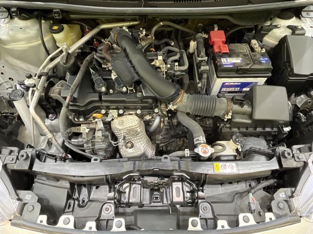 親切・丁寧な専門メカニックスタッフが応対！・車検・点検整備・事故等の修理などアフターサービスも安心。お車のカスタマイズもネクステージのサービススタッフまでご相談ください！
