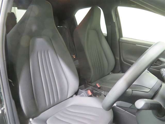 トヨタロングラン保証ならオーディオやカーナビ・エアコンも保証修理が可能なので、ご購入後も安心です！