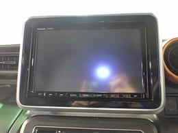◆三重県最大級の大型屋内中古車センター♪ヴァーサス鈴鹿店です♪オールジャンルの展示車が盛り沢山です♪在庫の無い車両のオーダーも受け付けます♪電話→059-384-5050までお問合せ下さい◆