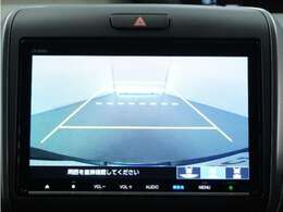 ◆バックカメラ◆リバースにするだけで映ります、後方の安全確認や、狭い駐車場での車庫入れ、雨の日や夜間など視界の悪い時に便利です！安全にバックする為には欠かせない装備です。
