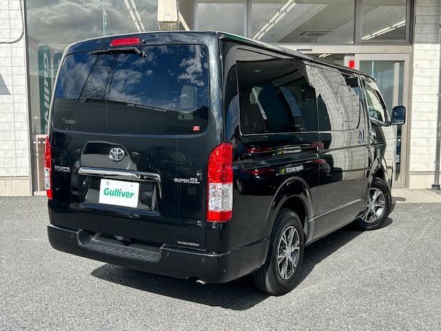 【右斜後】ガリバーの保証は、走行距離が無制限！電球や消耗品、ナビ等の社外品も保証対象。末永いカーライフに対応する充実した保証内容（保証期間によって保証内容は変わります。)