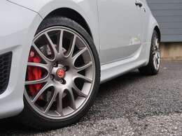 【ブレンボキャリパー/KONIサスペンション】