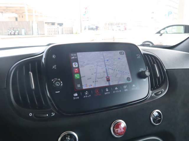 純正オーディオディスプレイ　FM/AMラジオ　Bluetooth音楽＆電話　Beatsサウンド　AplleCarPlay　Beatsサウンド　USB　ETC　前後ドライブレコーダー