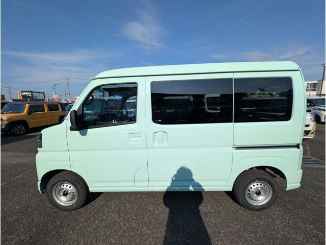☆自動車保険☆　保険も取り扱っておりますので、当社にて一括でお車の手続きができます！是非お任せ下さい！ 社員の9割が保険販売の資格取得者なので来店いただけた際はお気軽にお声がけくださいませ！