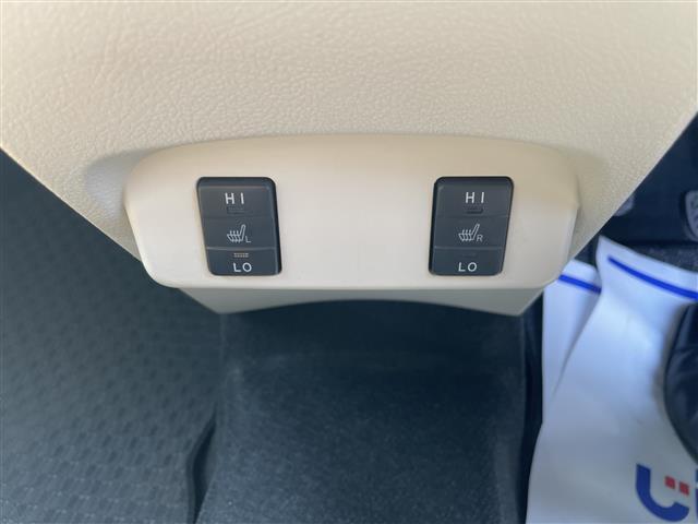 気になるお車はすぐにお問い合わせ下さい！！TEL：0120-945-103　もしくは右のカーセンサー専用ダイヤルからお問い合わせ下さい。専門スタッフがお車の質問にお答えさせて頂きます。