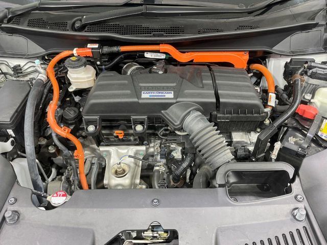 親切・丁寧な専門メカニックスタッフが応対！・車検・点検整備・事故等の修理などアフターサービスも安心。お車のカスタマイズもネクステージのサービススタッフまでご相談ください！