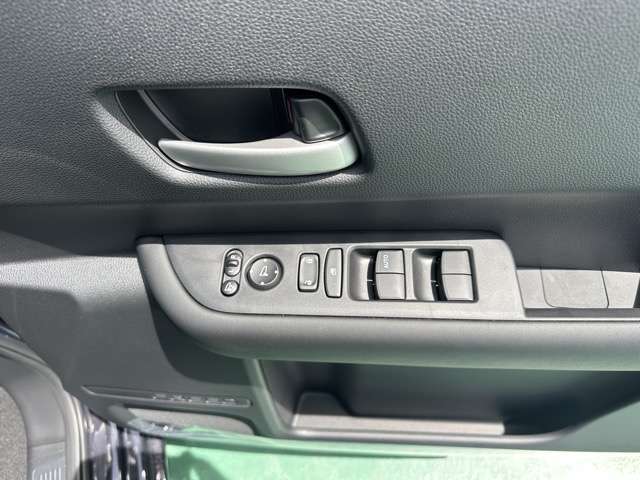 ★お車についてのお問合せは、お気軽に、どしどしお問い合わせください！その他車種についてのご提案もお任せください！お問い合わせは、お電話でも、LINEでもOK！