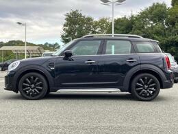 WECARSの在庫ページをご覧いただき誠にありがとうございます！WECARSは「お客様第一」をモットーにお客様のカーライフを全力でサポートいたします！