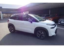 弊社ポリシーとして、全中古車、お忙しく実車確認できないお客様のために実車確認頂かなくとも安心して購入頂けるクオリティを目指して仕上げております。全国のディーラーで保証が受けられます！